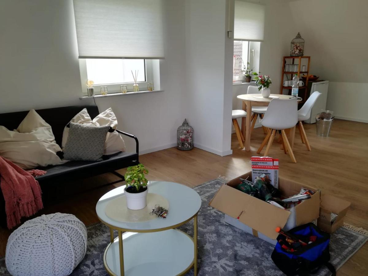 Frisch Renoviert Mit Dachterrasse - Geniesse Ruhe Und Grun Nahe Neustadt Aisch Neustadt an der Aisch Esterno foto